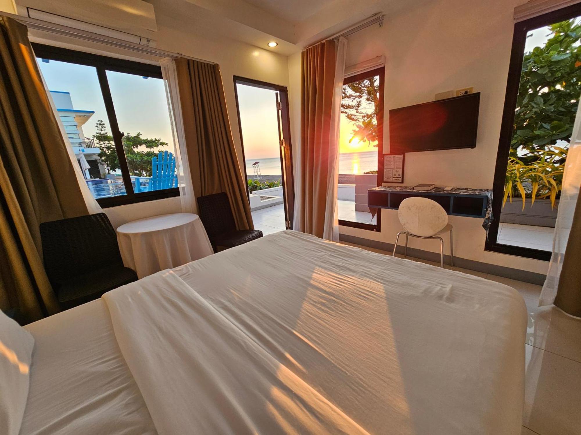 Blue Coast Beach Hotel Santa Ana  Eksteriør bilde